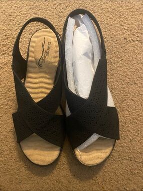 Comfort Wave Black Perforated Crossover Slingback Sandals